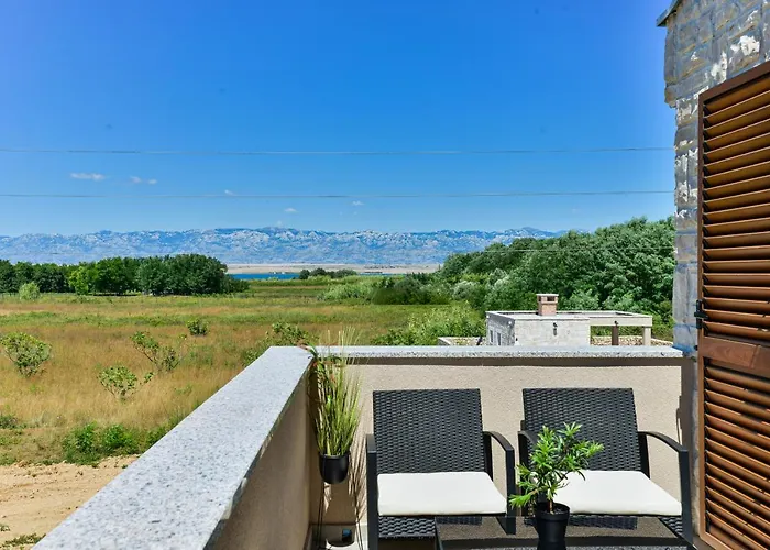 New Luxury With Swimming Pool, Sauna, Near - By Traveler Tourist Agency Krk Id 2380 Bedroom 4 别墅