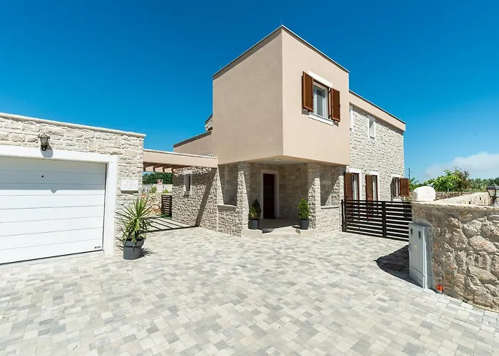 New Luxury With Swimming Pool, Sauna, Near - By Traveler Tourist Agency Krk Id 2380 Bedroom 4 *