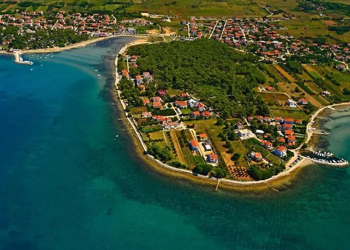 New Luxury With Swimming Pool, Sauna, Near - By Traveler Tourist Agency Krk Id 2380 Bedroom 4 *