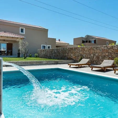 New Luxury With Swimming Pool, Sauna, Near - By Traveler Tourist Agency Krk Id 2380 Bedroom 4 *