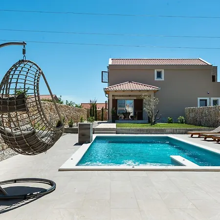 New Luxury With Swimming Pool, Sauna, Near - By Traveler Tourist Agency Krk Id 2380 Bedroom 4 Vila Privlaka (Zadar)