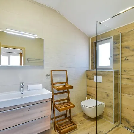 New Luxury With Swimming Pool, Sauna, Near - By Traveler Tourist Agency Krk Id 2380 Bedroom 4 * Privlaka (Zadar)
