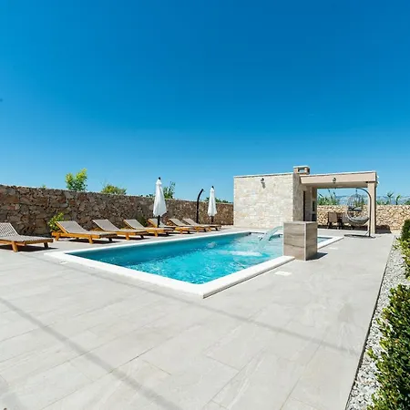 New Luxury With Swimming Pool, Sauna, Near - By Traveler Tourist Agency Krk Id 2380 Bedroom 4 Vila *