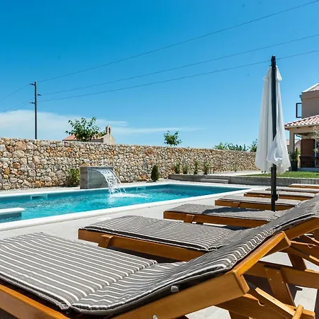 New Luxury With Swimming Pool, Sauna, Near - By Traveler Tourist Agency Krk Id 2380 Bedroom 4 Vila