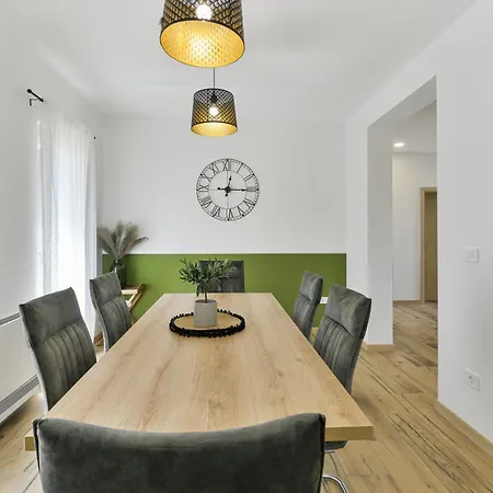 New Luxury With Swimming Pool, Sauna, Near - By Traveler Tourist Agency Krk Id 2380 Bedroom 4 Vila *