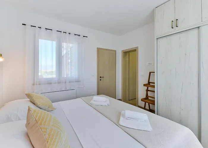 New Luxury With Swimming Pool, Sauna, Near - By Traveler Tourist Agency Krk Id 2380 Bedroom 4 * Privlaka (Zadar)