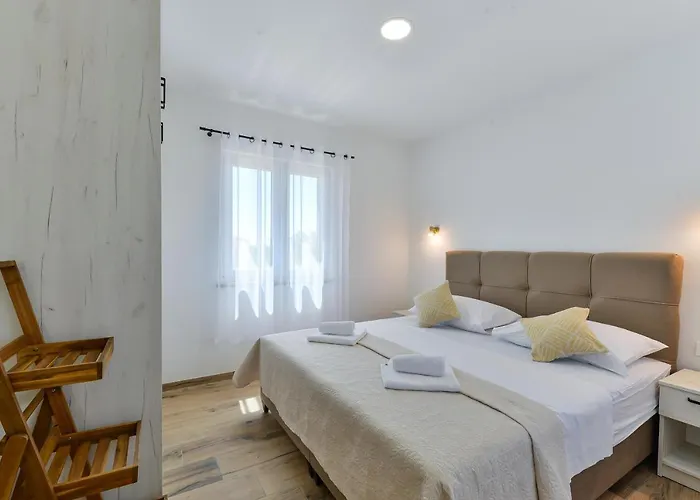 New Luxury With Swimming Pool, Sauna, Near - By Traveler Tourist Agency Krk Id 2380 Bedroom 4 Privlaka (Zadar)
