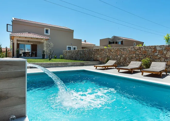 New Luxury With Swimming Pool, Sauna, Near - By Traveler Tourist Agency Krk Id 2380 Bedroom 4 *